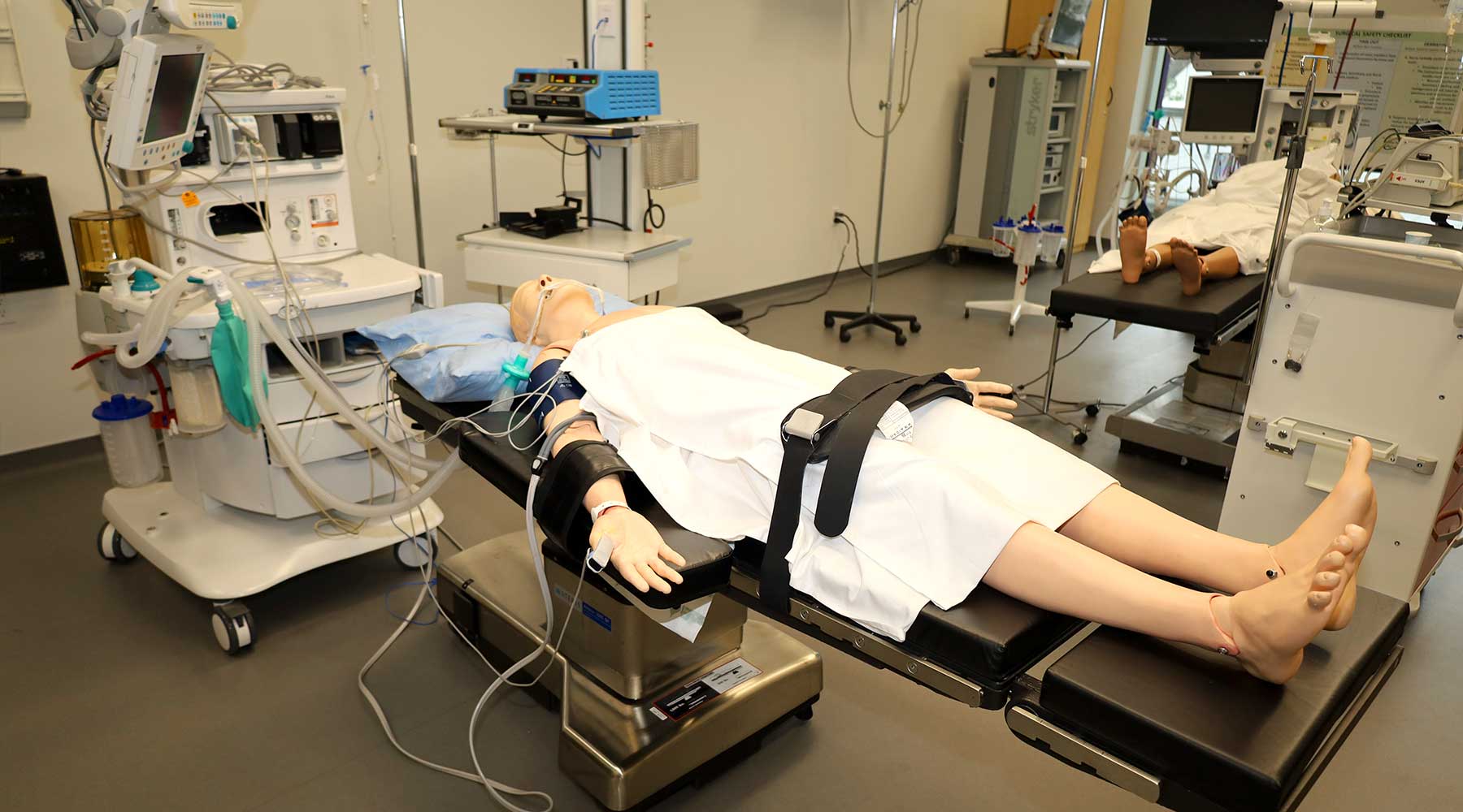 BCIT health sciences simulation operating room and equipment