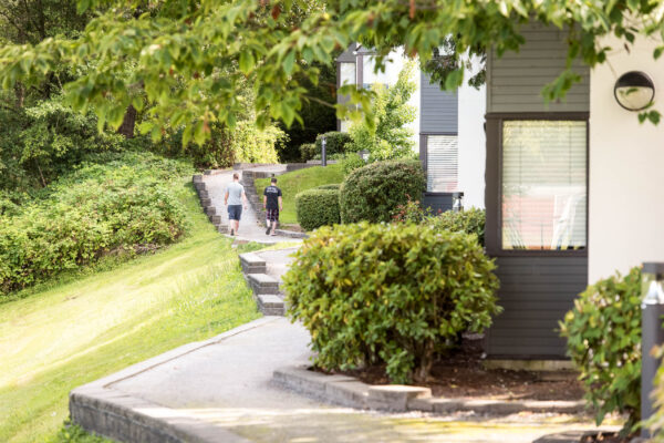 BCIT Townhouse Student Housing_suite_walkways